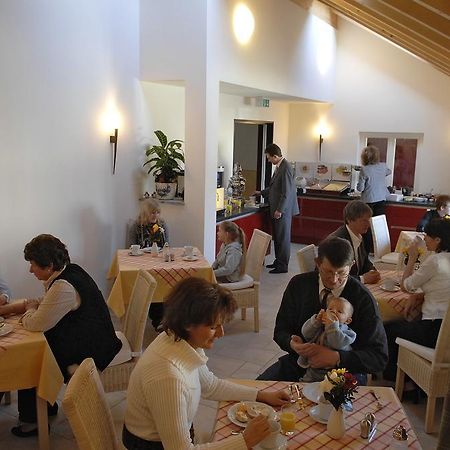 Hotel Landhaus Sixtmuehle à Taufkirchen  Extérieur photo