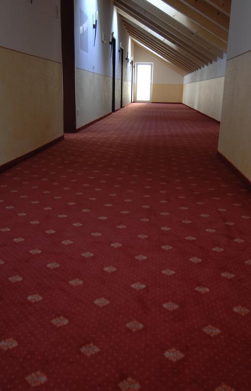 Hotel Landhaus Sixtmuehle à Taufkirchen  Extérieur photo